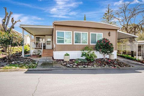 1524 Tulip Circle Unit 66, Auburn, CA 95603 - MLS#: 225027505