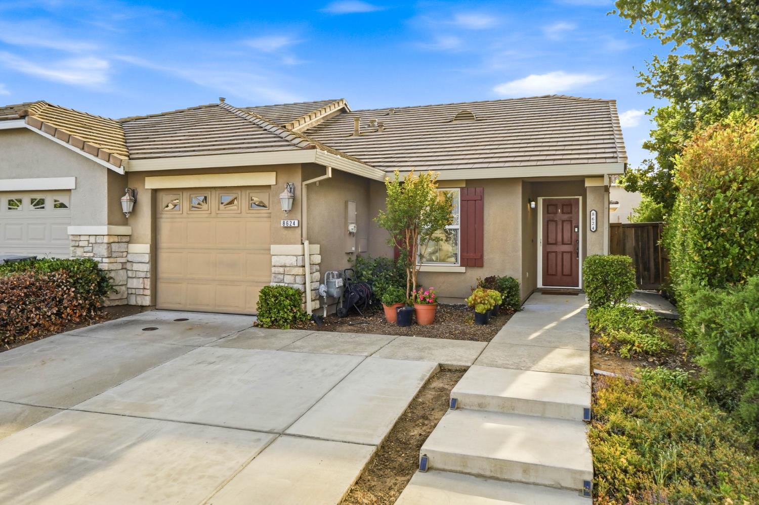 8624 W Wing Drive