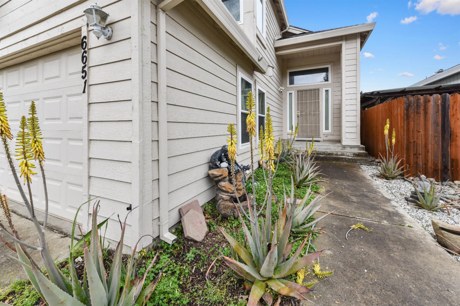 6651 Laguna Park Drive