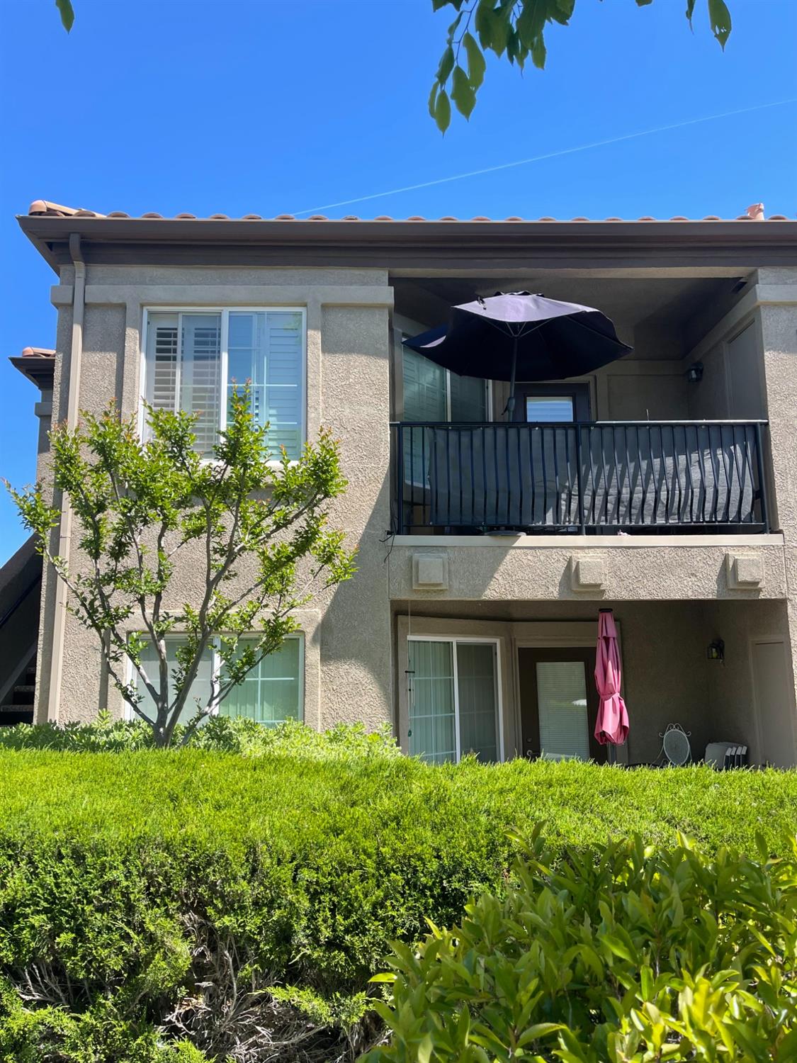 4200 E Commerce Way 2023