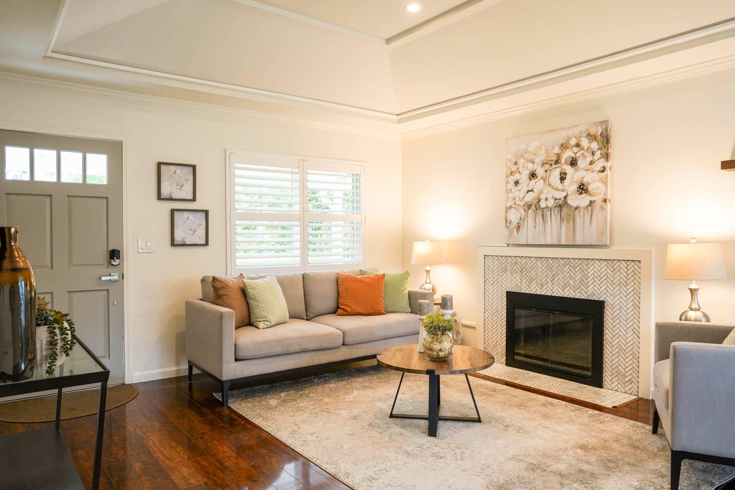 2341 Sunny Vista Drive