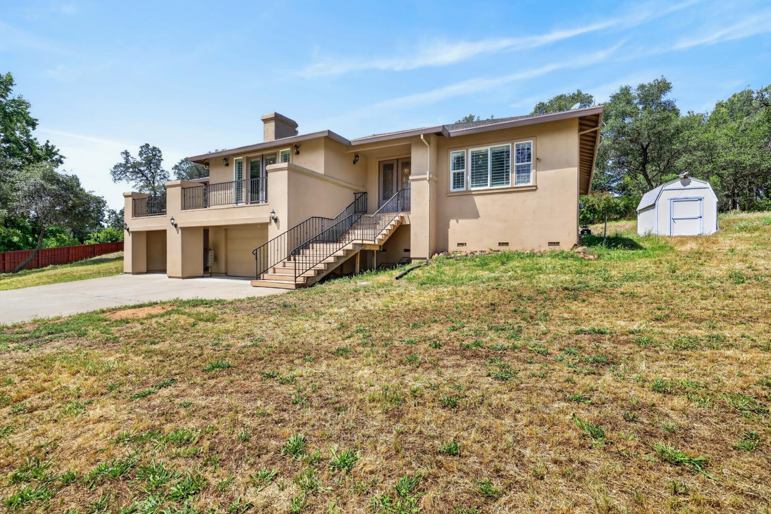 6005 Virginiatown Road