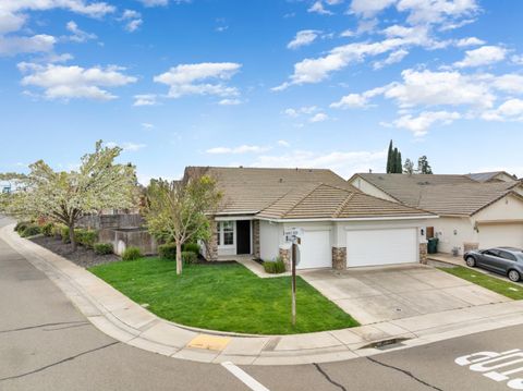 9562 Harvest Creek Court, Sacramento, CA 95827 - #: 225034050