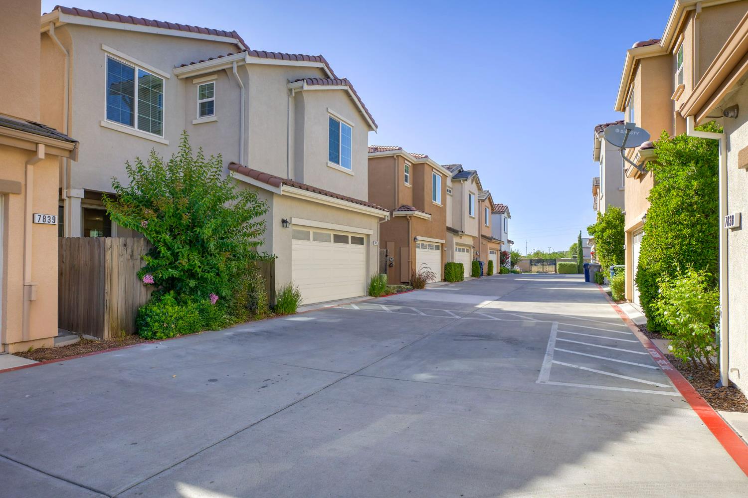 7835 Zaragoza Walk