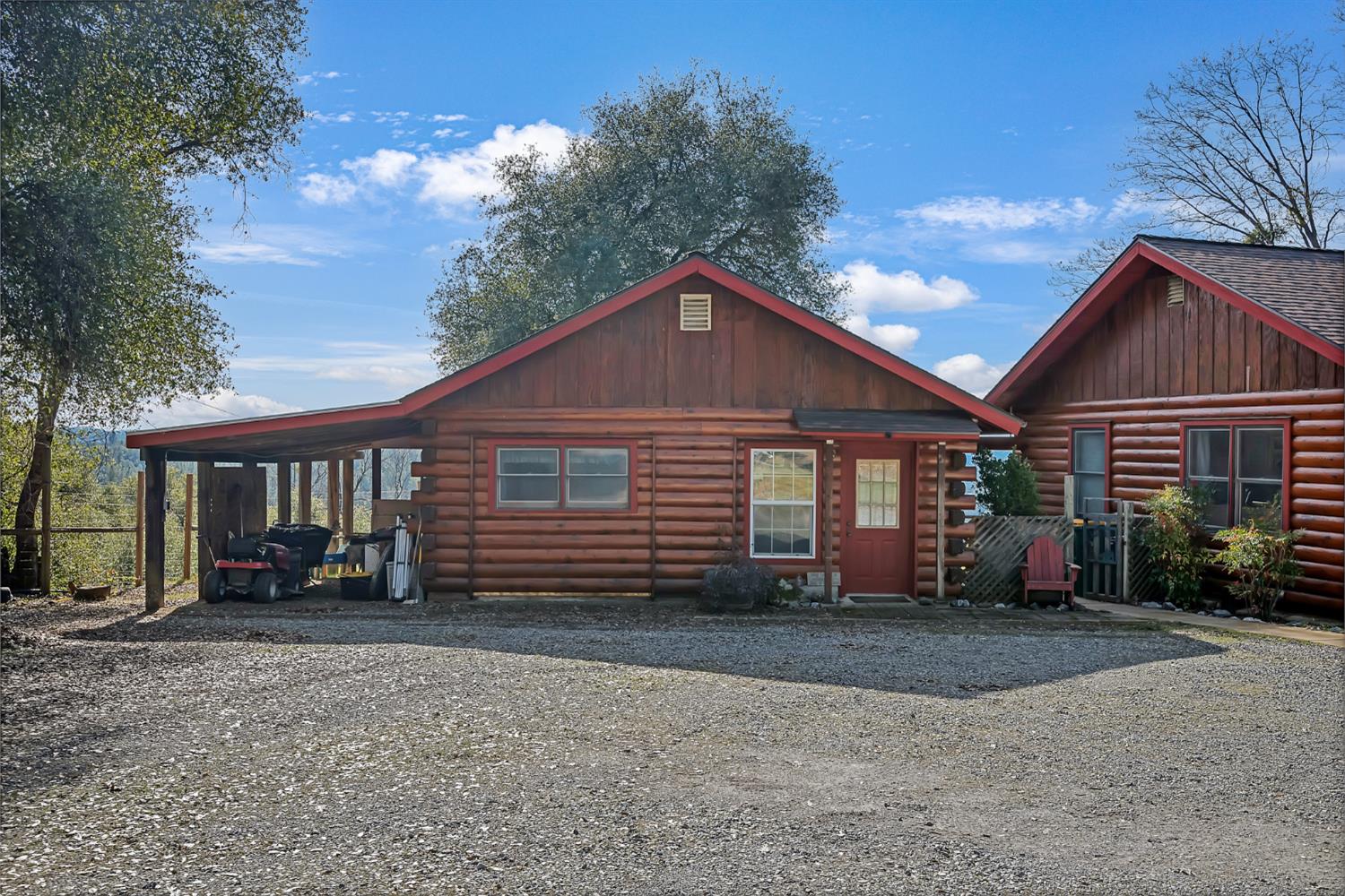 5939 Silver Ridge Lane