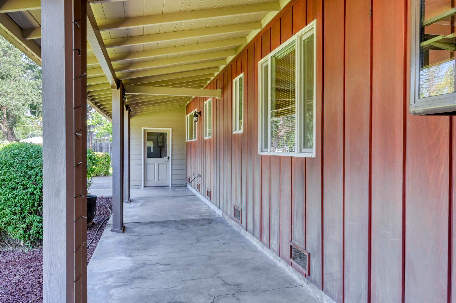 5221 Valhalla Drive