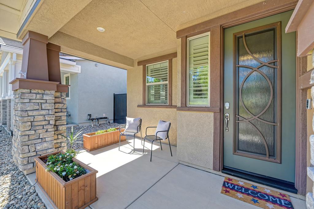 7124 Pismo Dr