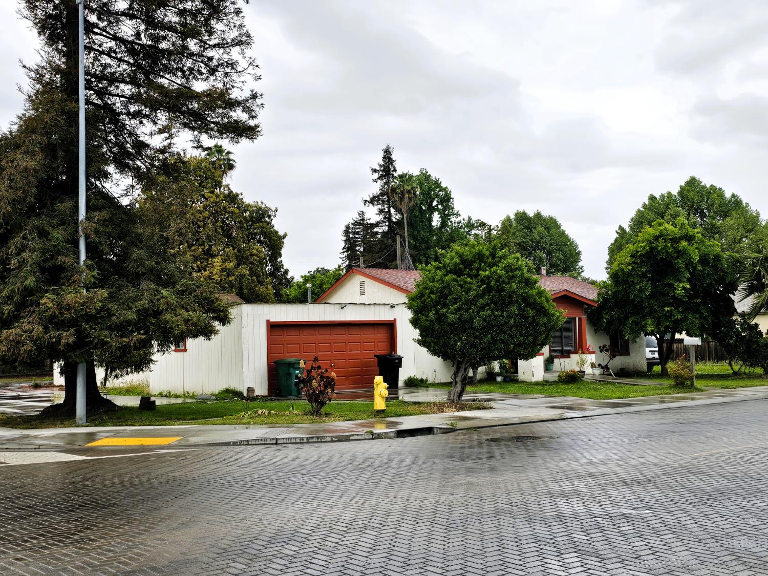 329 S Stockton Avenue