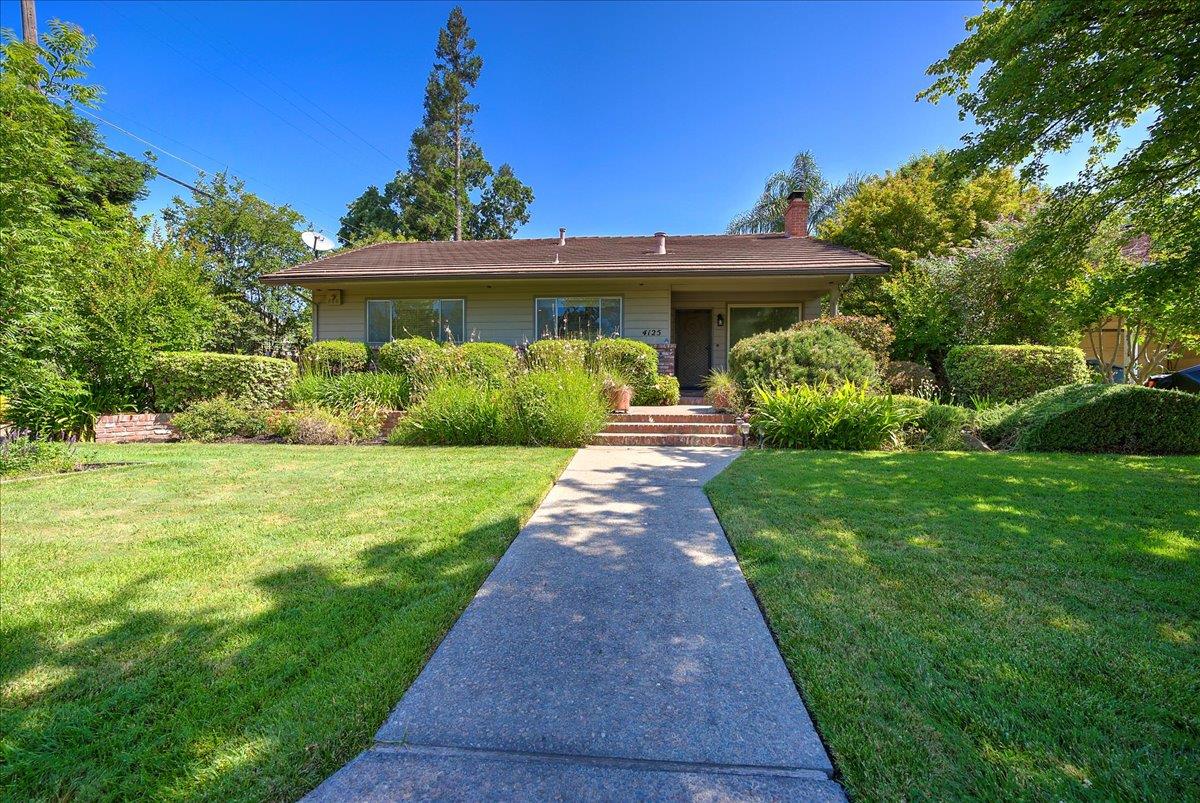 4125 Lusk Drive