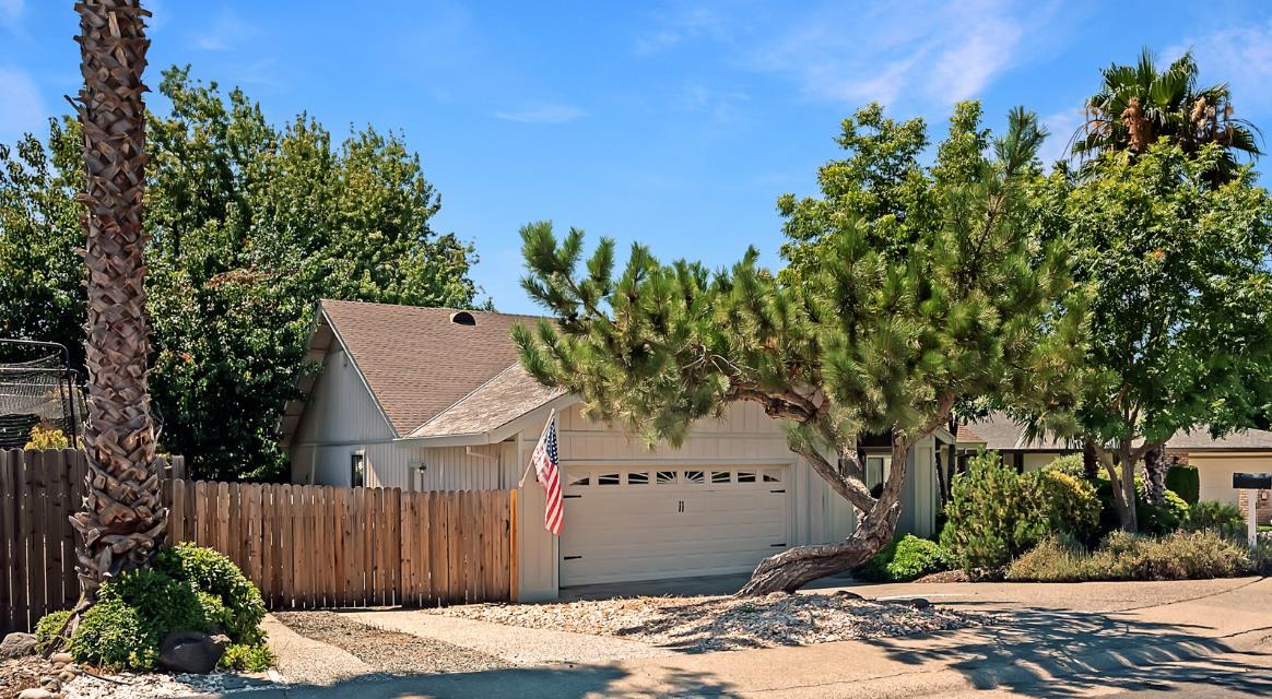 8707 Gaines Avenue