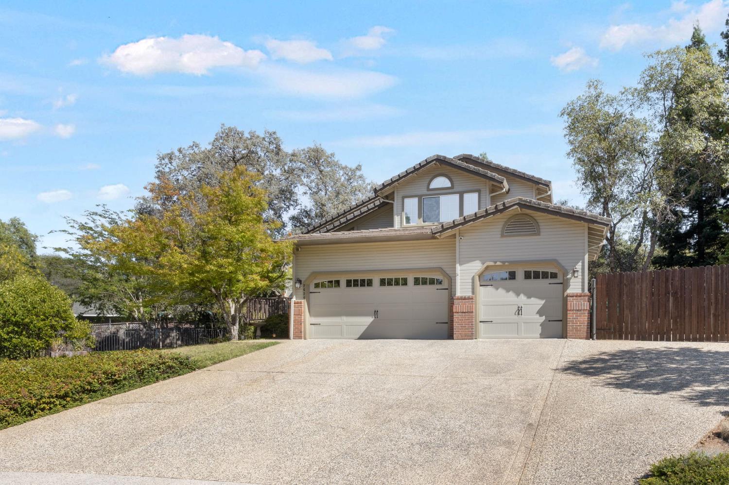 2626 Julie Court