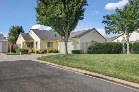 732 Young Court Galt CA 95632