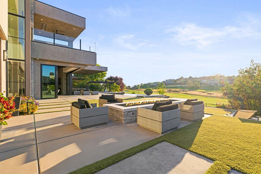 Photo of 4573 Greenview Drive, El Dorado Hills, CA 95762 (MLS # 226011688)