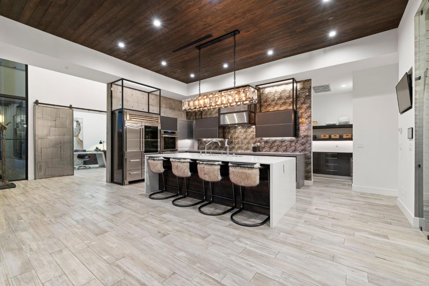 4573 Greenview Drive