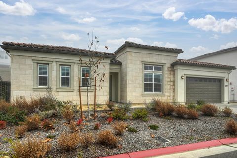 1047 Lassen Peak Drive El Dorado Hills CA 95762