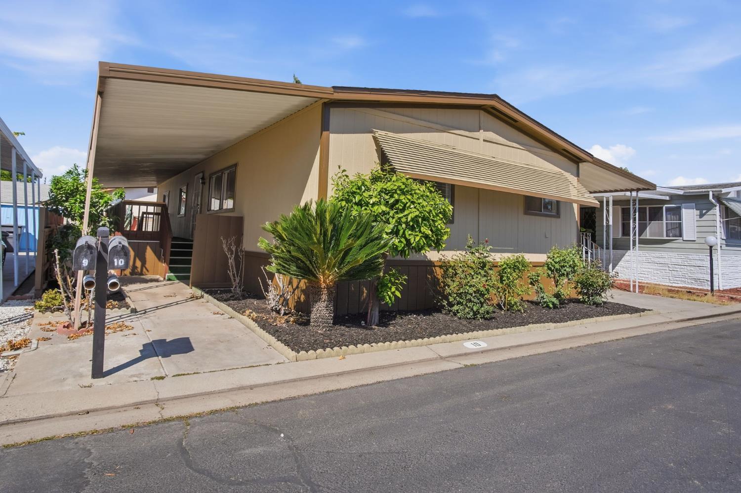 1200 S. Carpenter Road 10