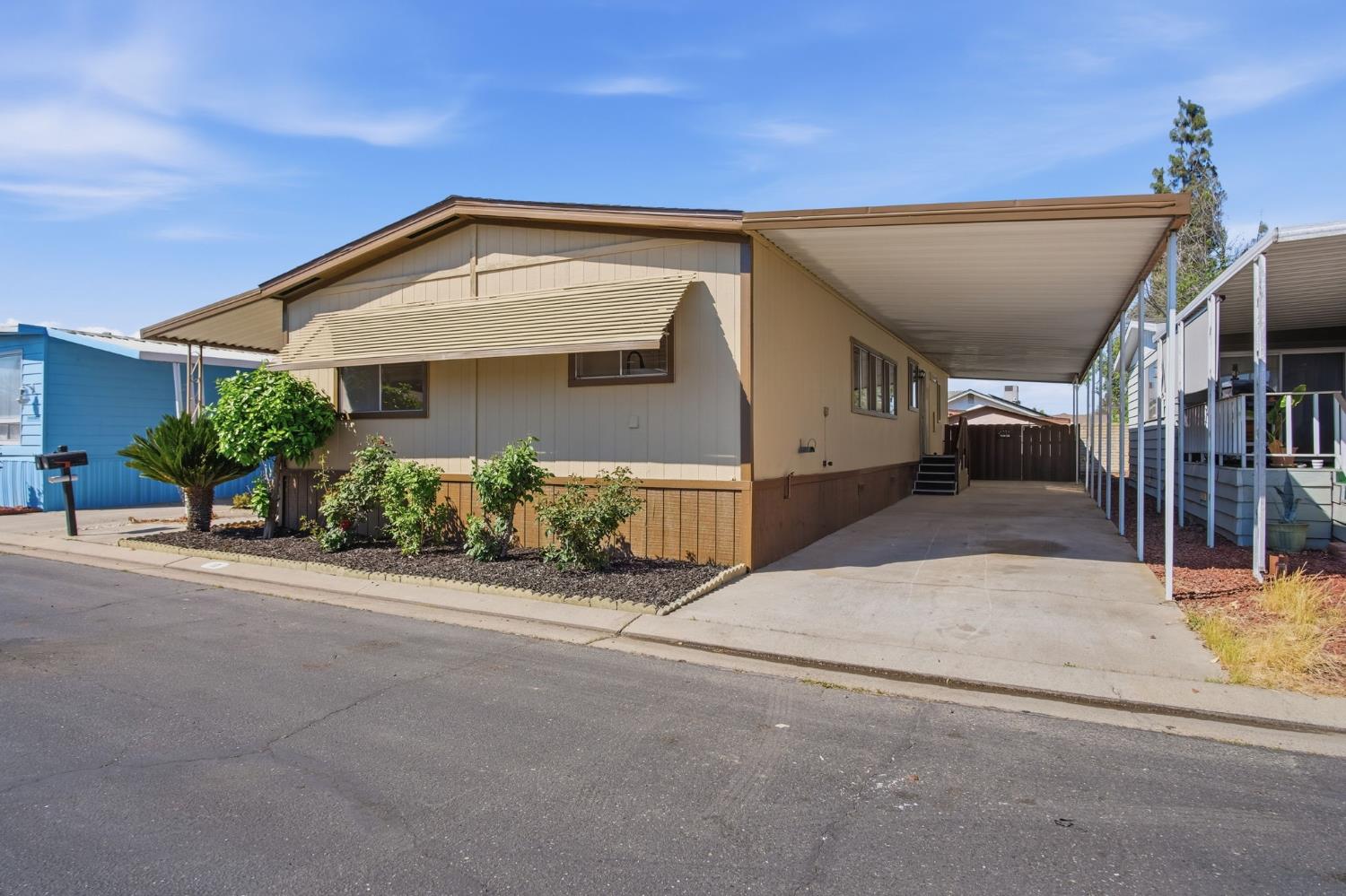 1200 S. Carpenter Road 10