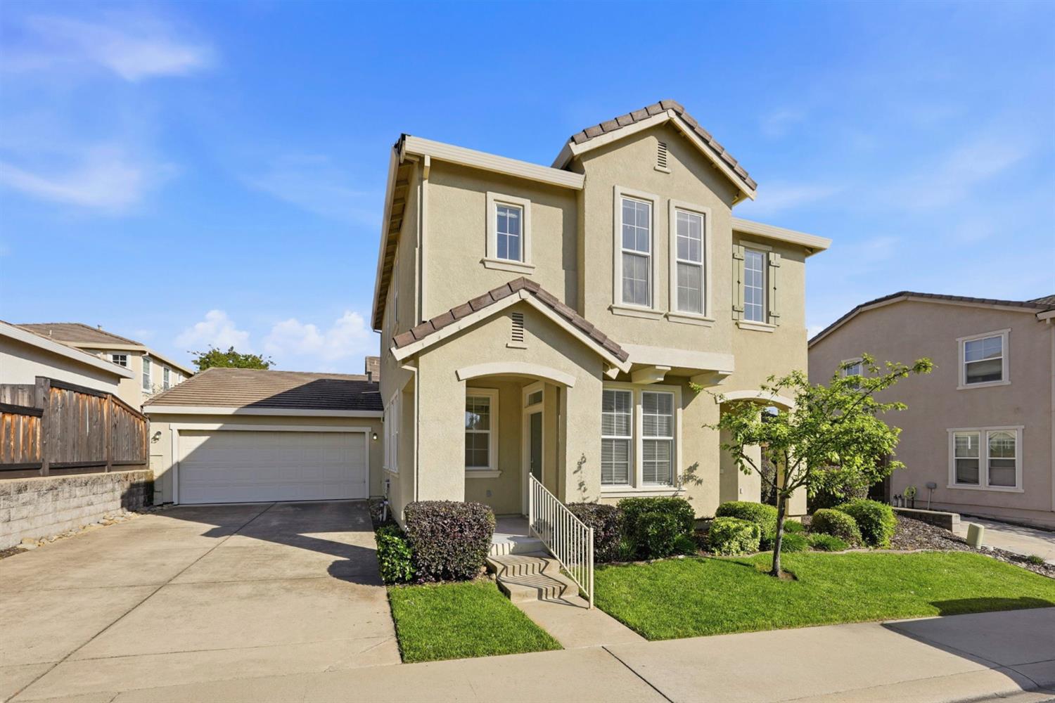 706 Ward Way