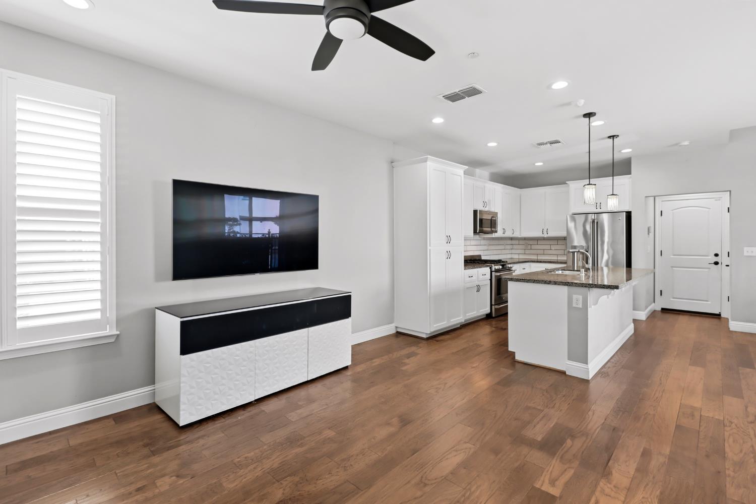 2500 Villa Terrace Lane