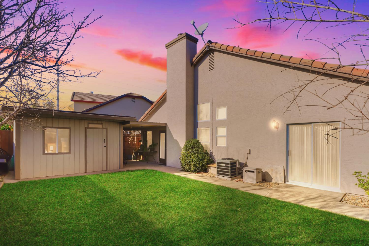 5118 Emerald Fell Court