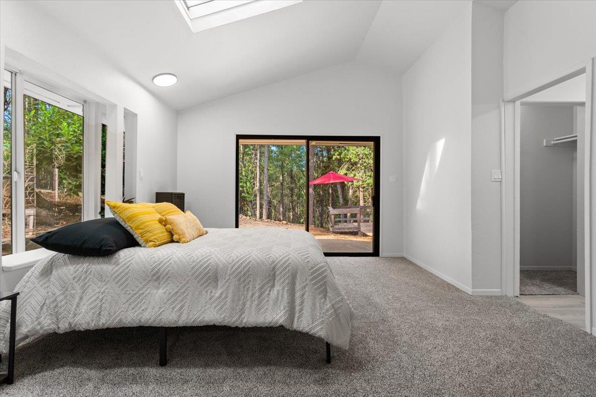 Grass Valley, California 95945, United States, 4 Bedrooms Bedrooms, ,3 BathroomsBathrooms,Residential,Active,196658