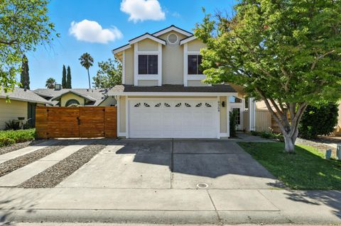 9364 Ivydale Circle Elk Grove CA 95758