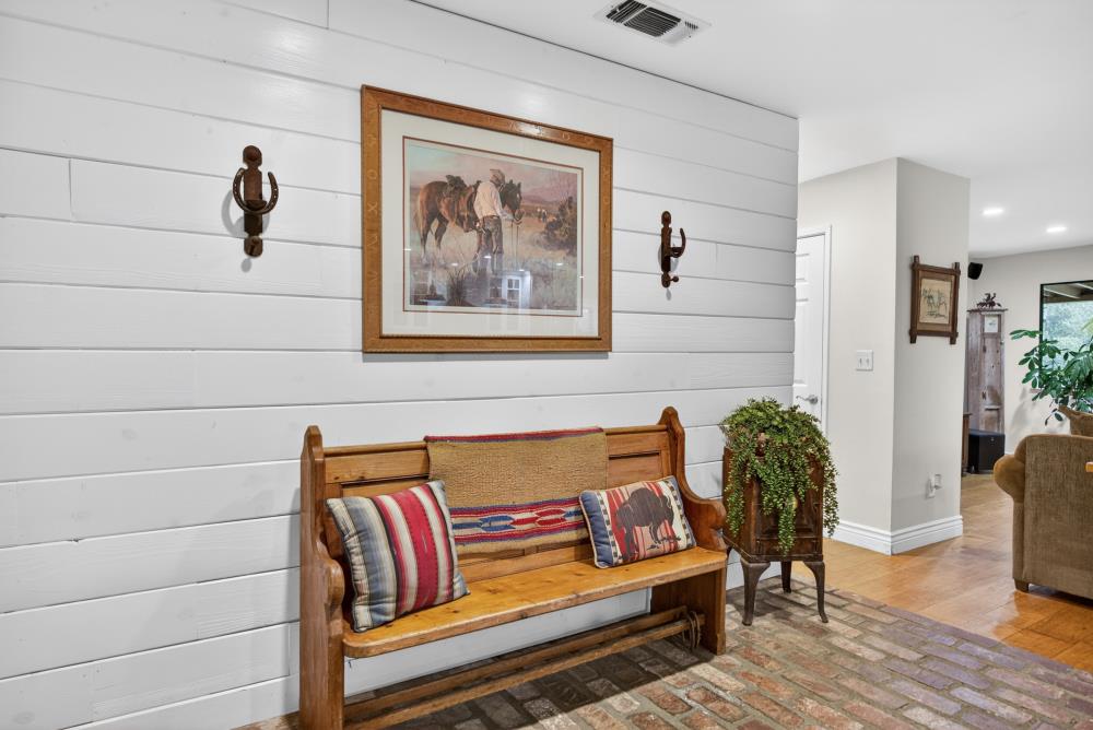 2476 Frontier Road
