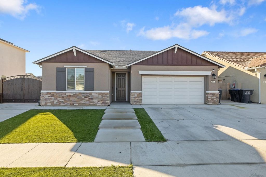 Photo of 3541 E Laura Court, Visalia, CA 93292 (MLS # 225127400)