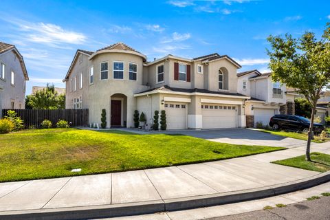 2625 Malibu Court West Sacramento CA 95691
