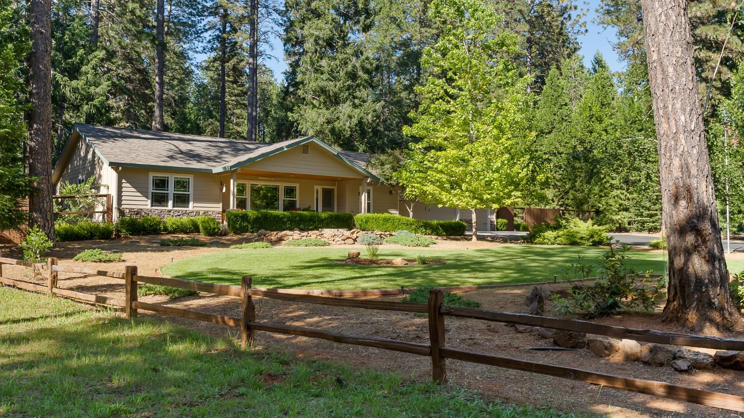5827 Silverleaf Drive