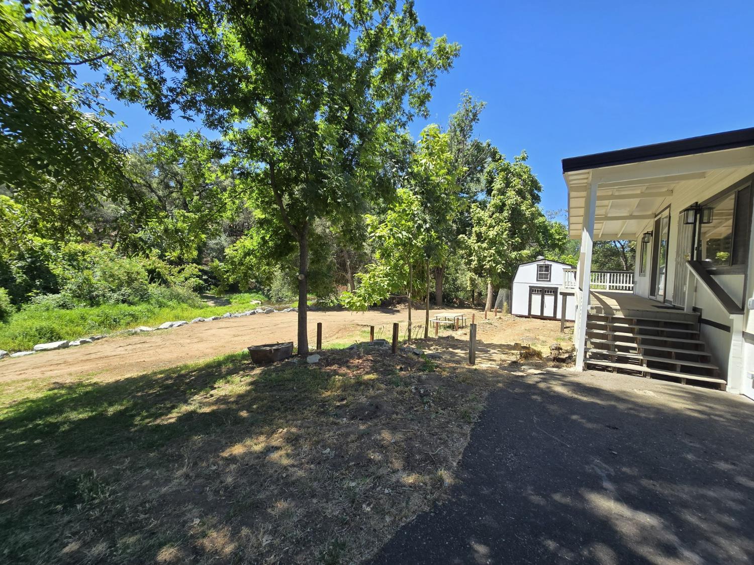 6540 Virginiatown Road 10