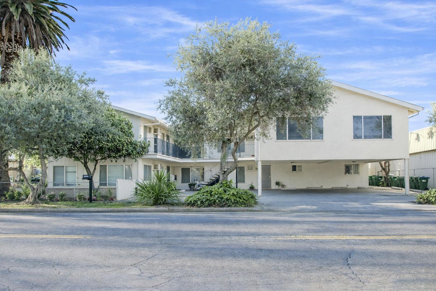 Photo 1 of 24 — 220 E Elm Street, Lodi, CA 95240