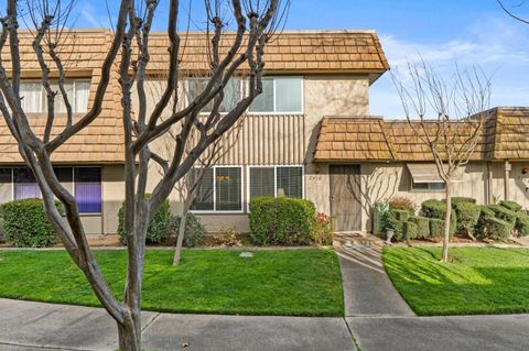 2410 Via Camino Ave, Carmichael, CA 95608 - MLS#: 225035877
