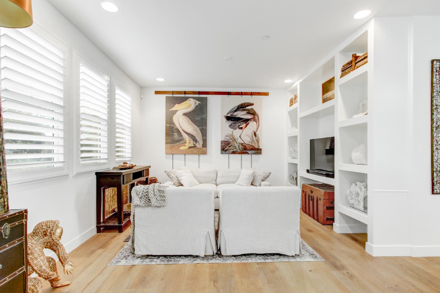 3833 Verona Terrace