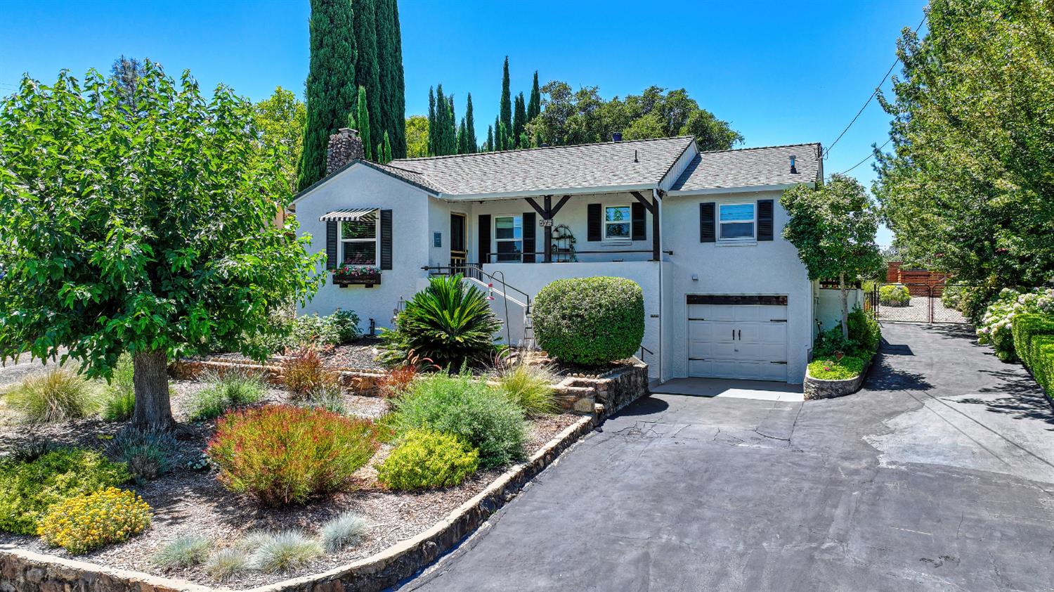 574 Peach Lane