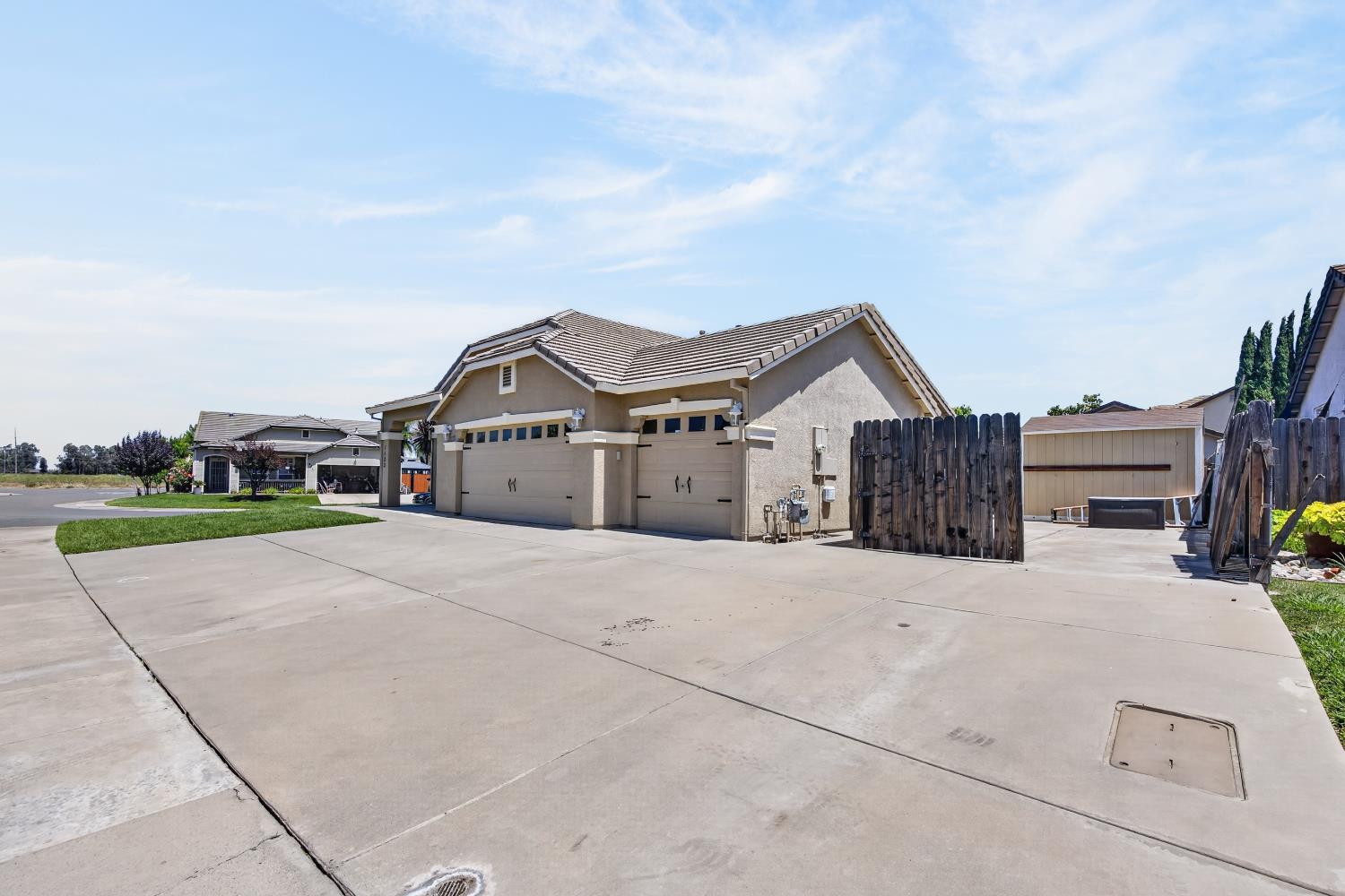 1123 Thornbridge Drive
