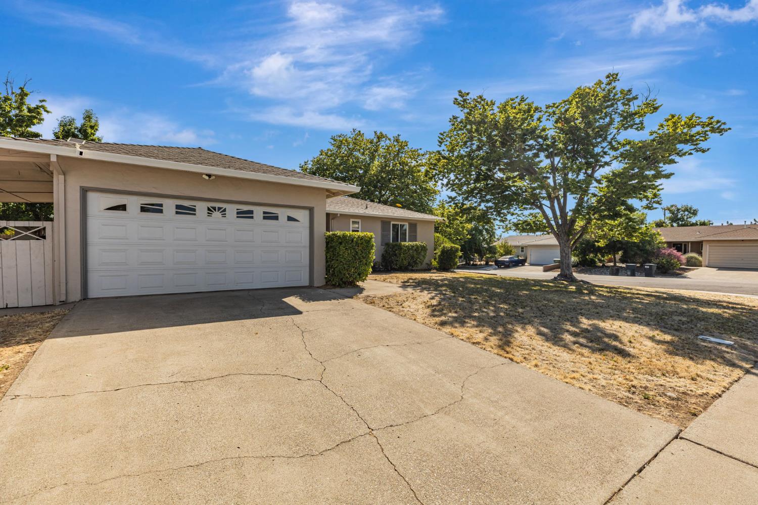 5200 Glide Court