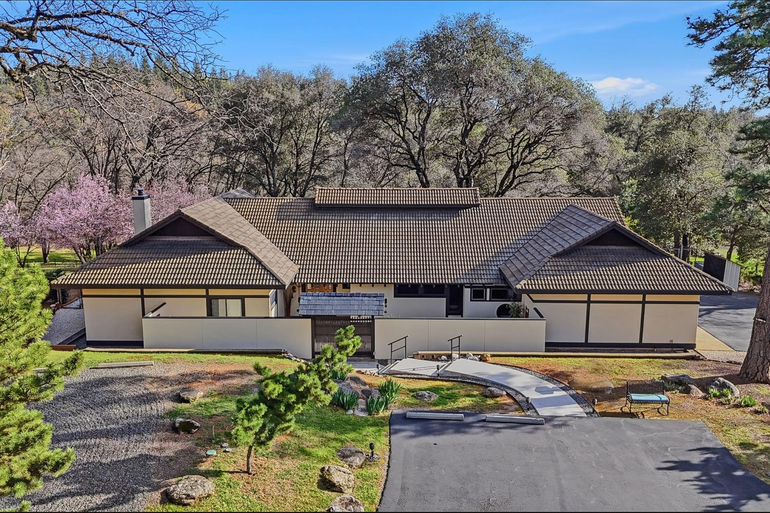 1555 Naturewood Drive