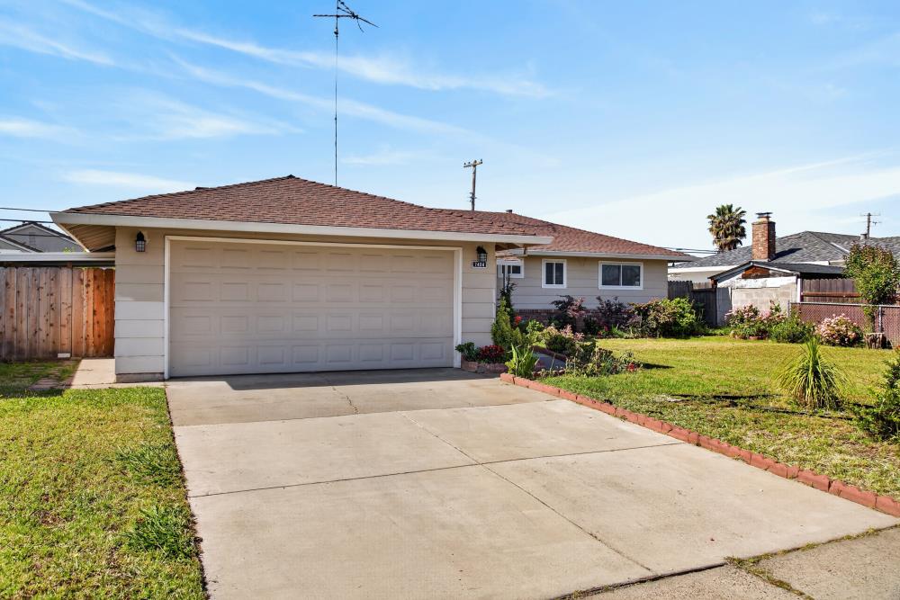 7404 Lindale Drive