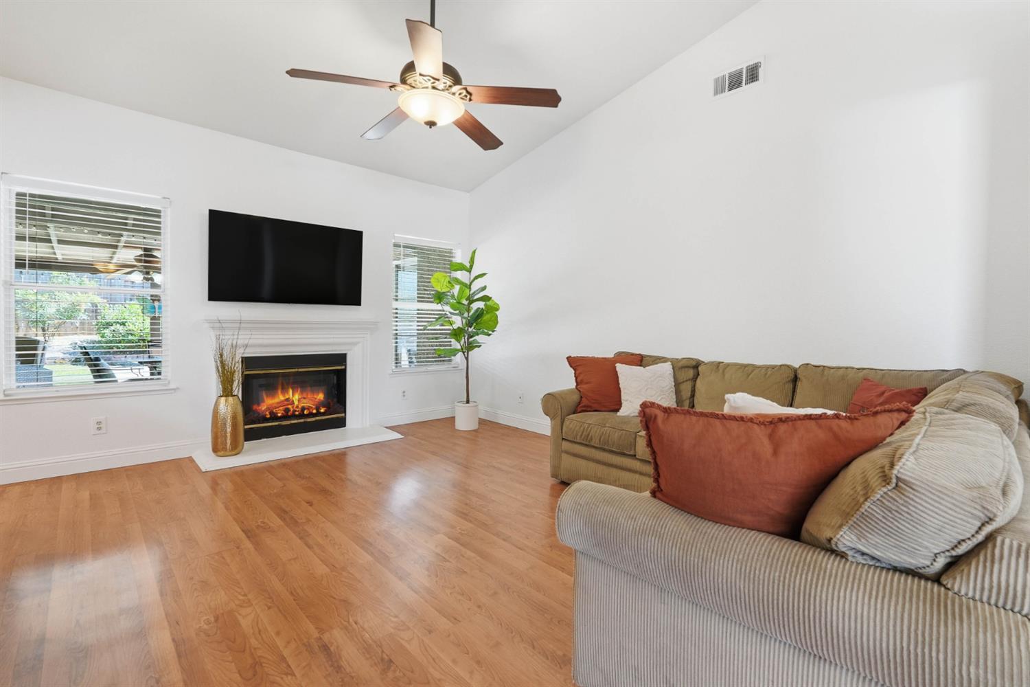 1515 Steinbeck Drive