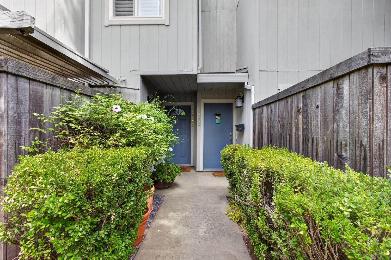 5222 Lake Knoll Lane