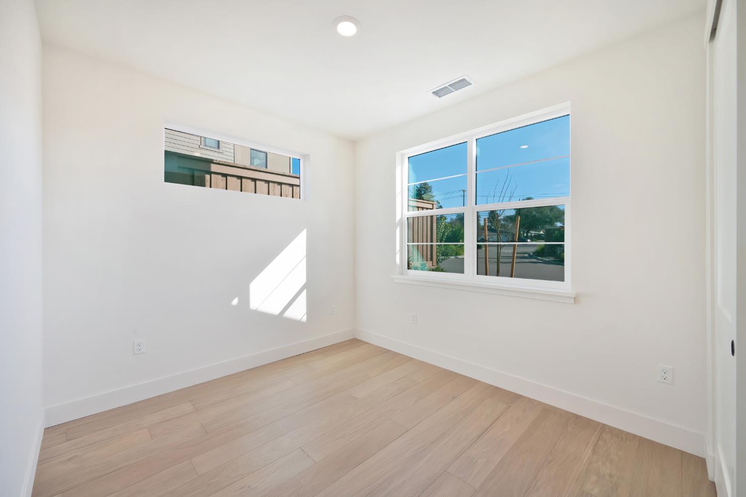 8464 Sun View Circle