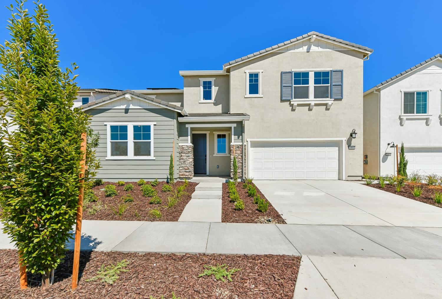 4861 Aucutt Way