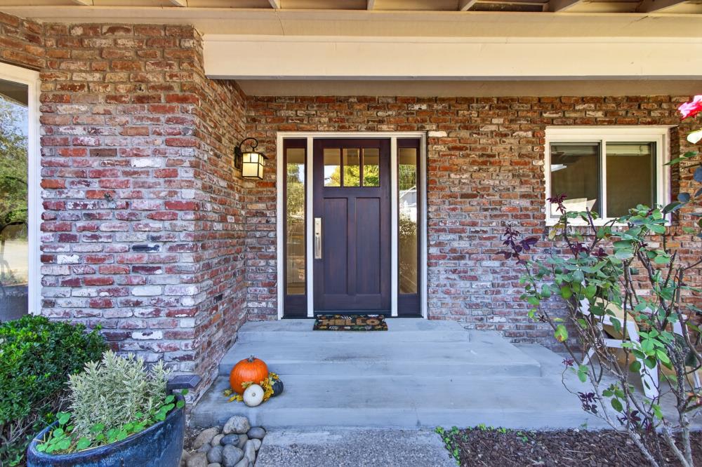 8355 Hidden Valley Circle
