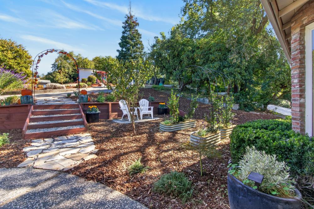 8355 Hidden Valley Circle