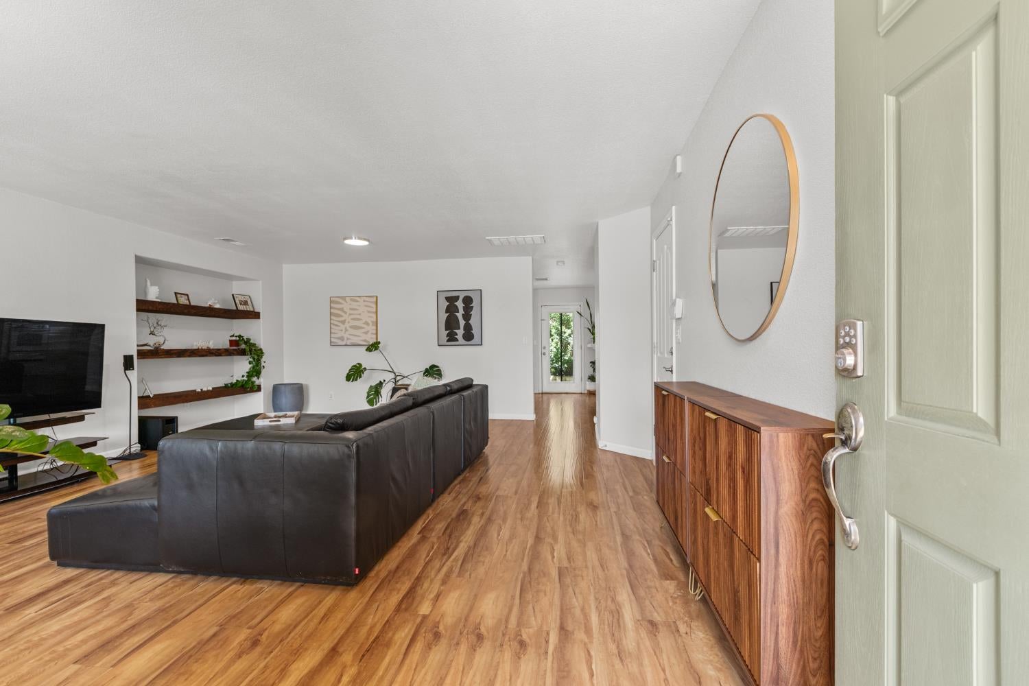 330 Mcdaniel Circle
