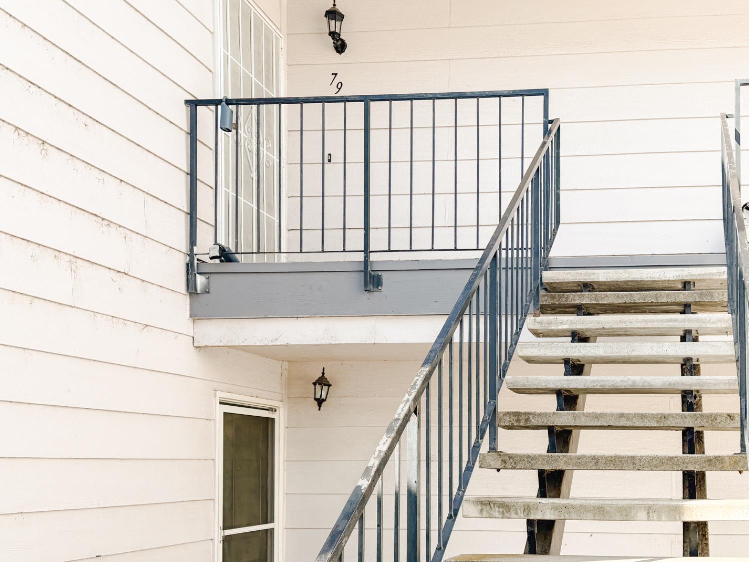 8252 8252 Center Parkway 79