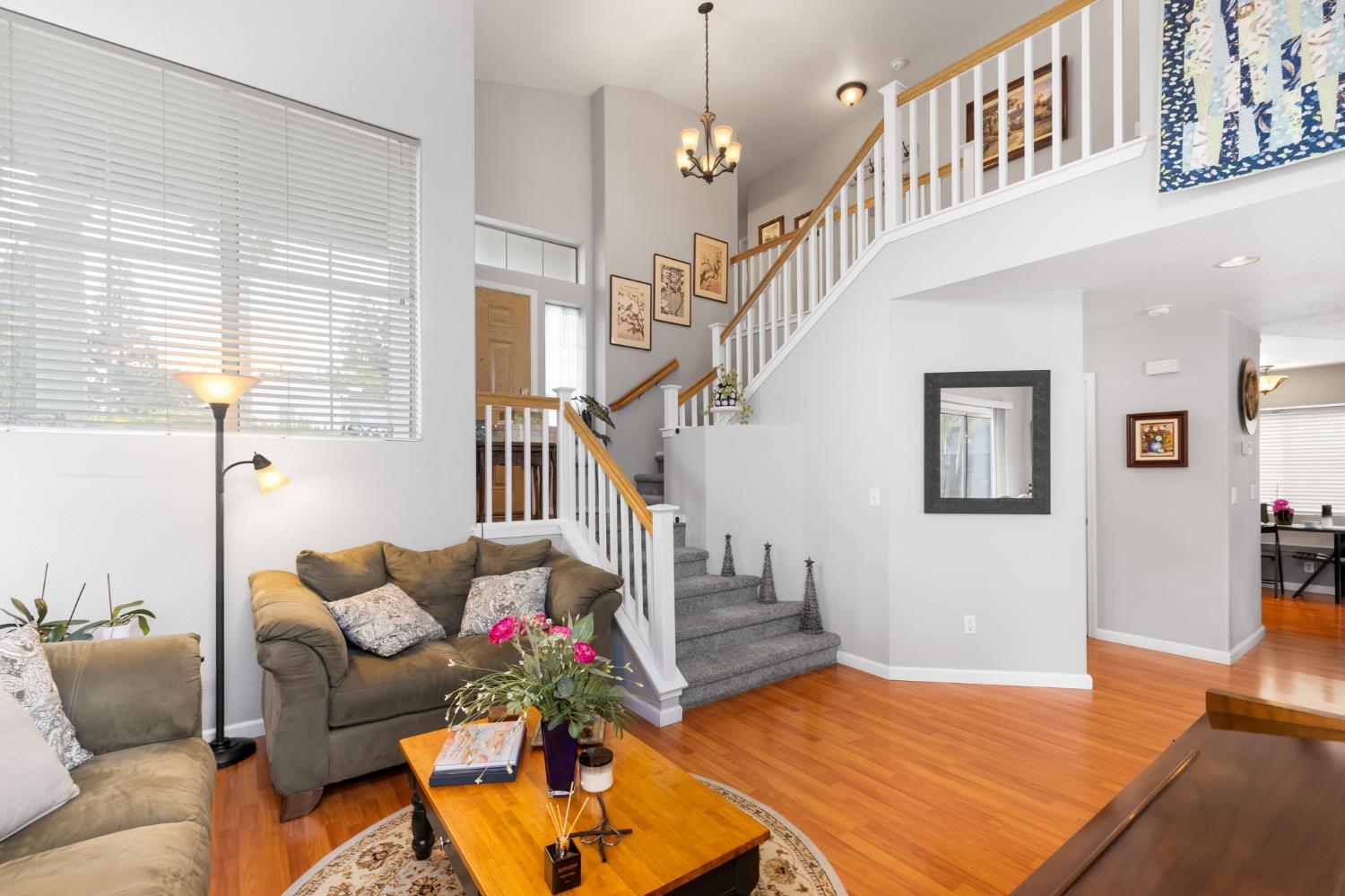 8225 Burloak Way