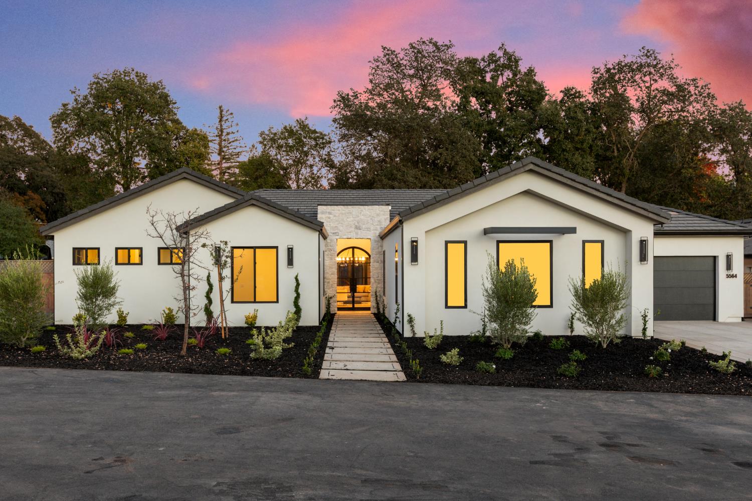 5564 Fetz Lane