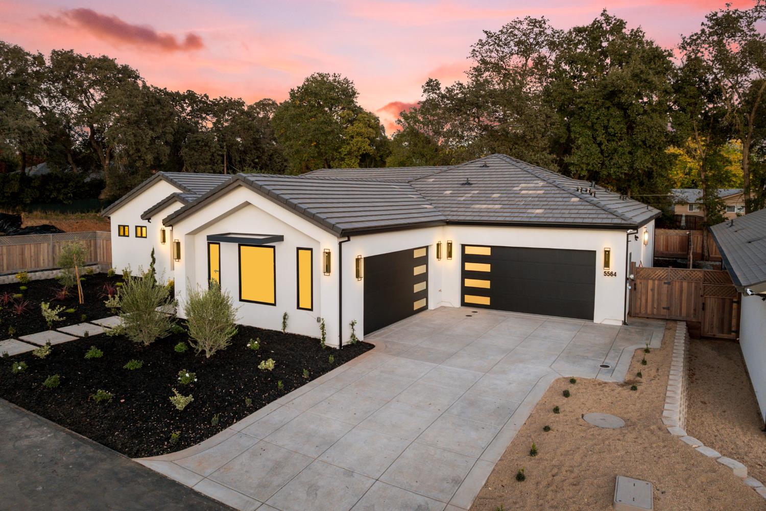 5564 Fetz Lane